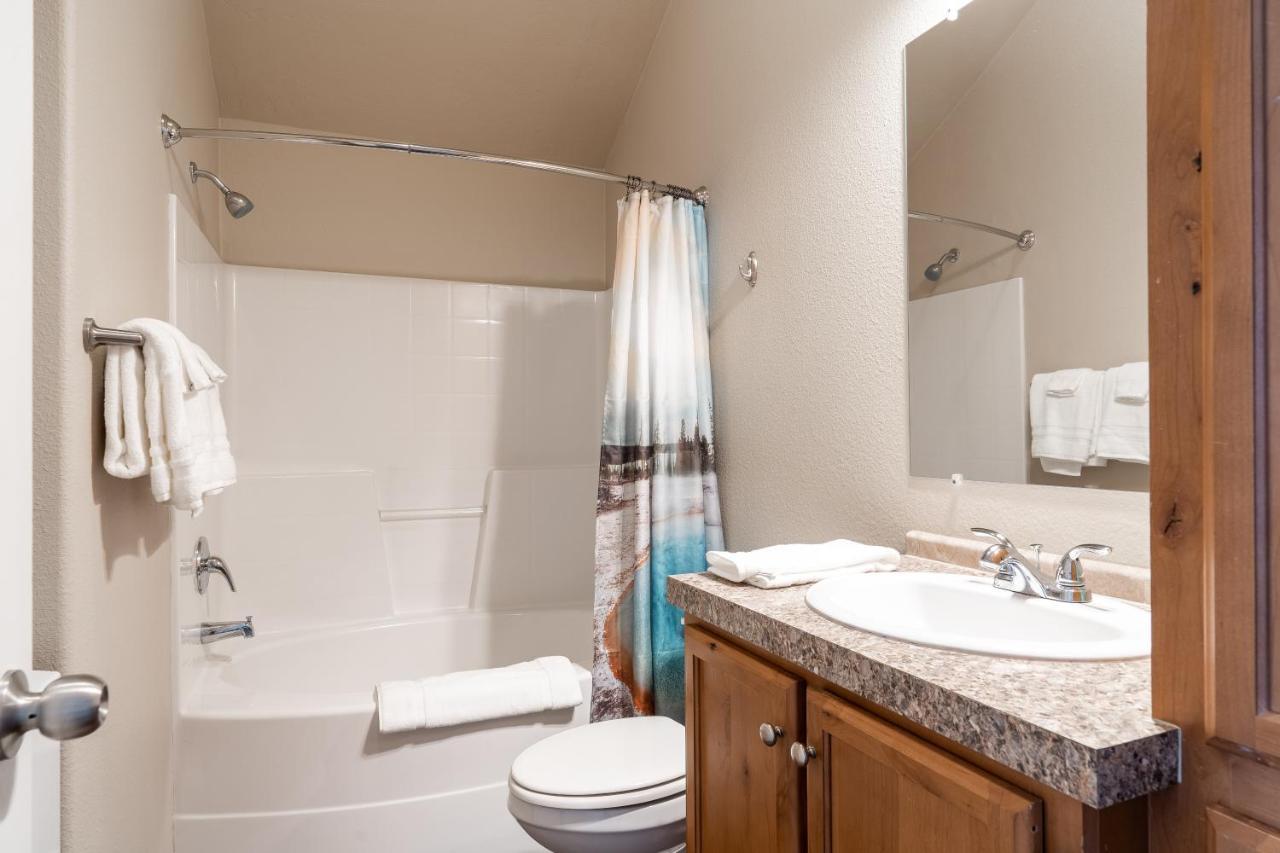 Baby Bear Cabin Villa West Yellowstone Ngoại thất bức ảnh