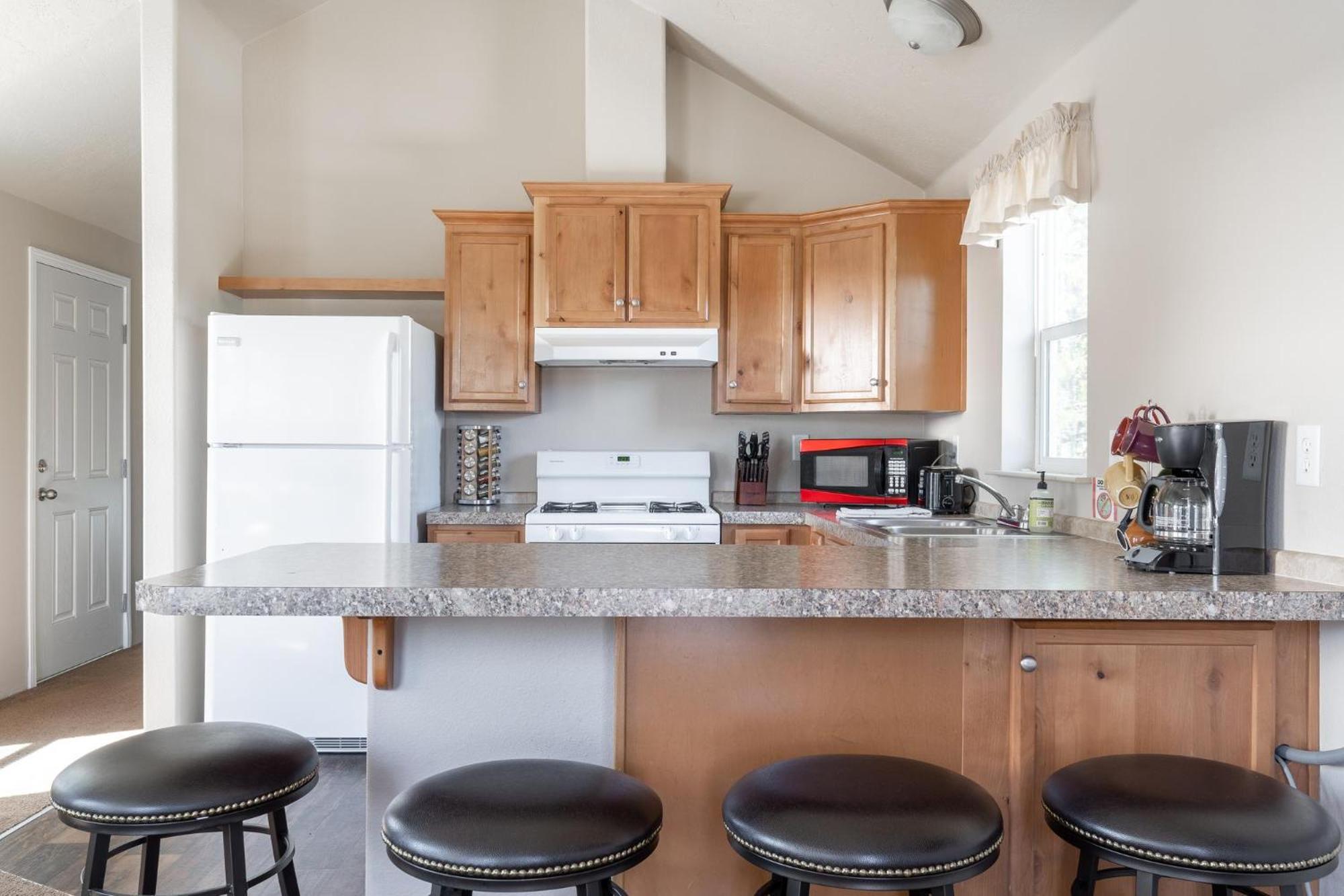 Baby Bear Cabin Villa West Yellowstone Phòng bức ảnh